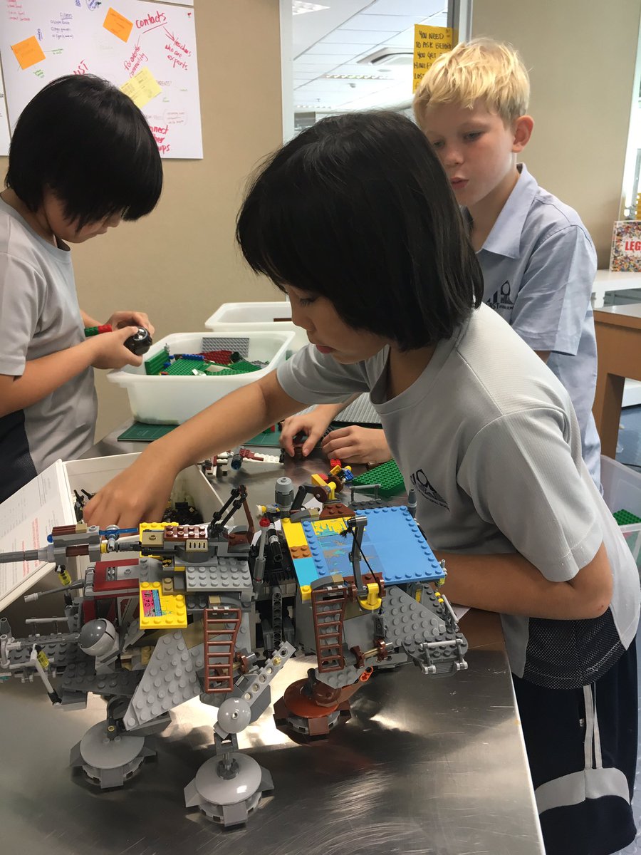 ToscaKilloran's tweet photo. Getting prepped for #legostopmotion in the #nistmakerspace #LEGO #makerspace https://t.co/YAfOTV9QHA