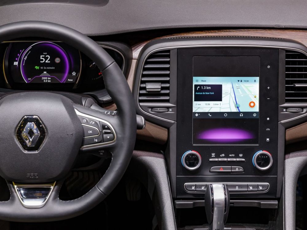 EdukarFrance's tweet photo. Pourquoi Waze ne supplantera pas les GPS des constructeurs automobiles https://t.co/dOiyWgAgz2 via @Challenges https://t.co/S8RMlGCCzE