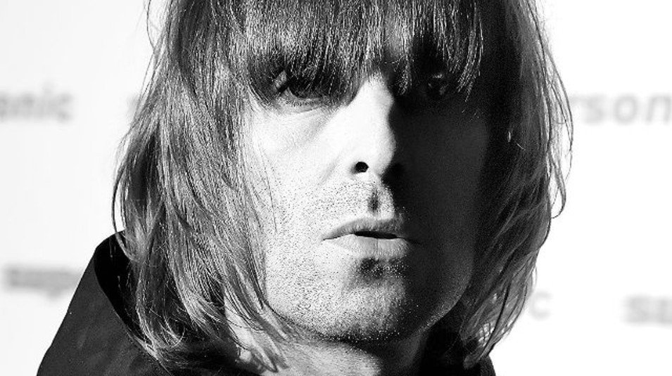 Liam Gallagher shares his thoughts on the 'scary clown' craze dlvr.it/MTKq6q