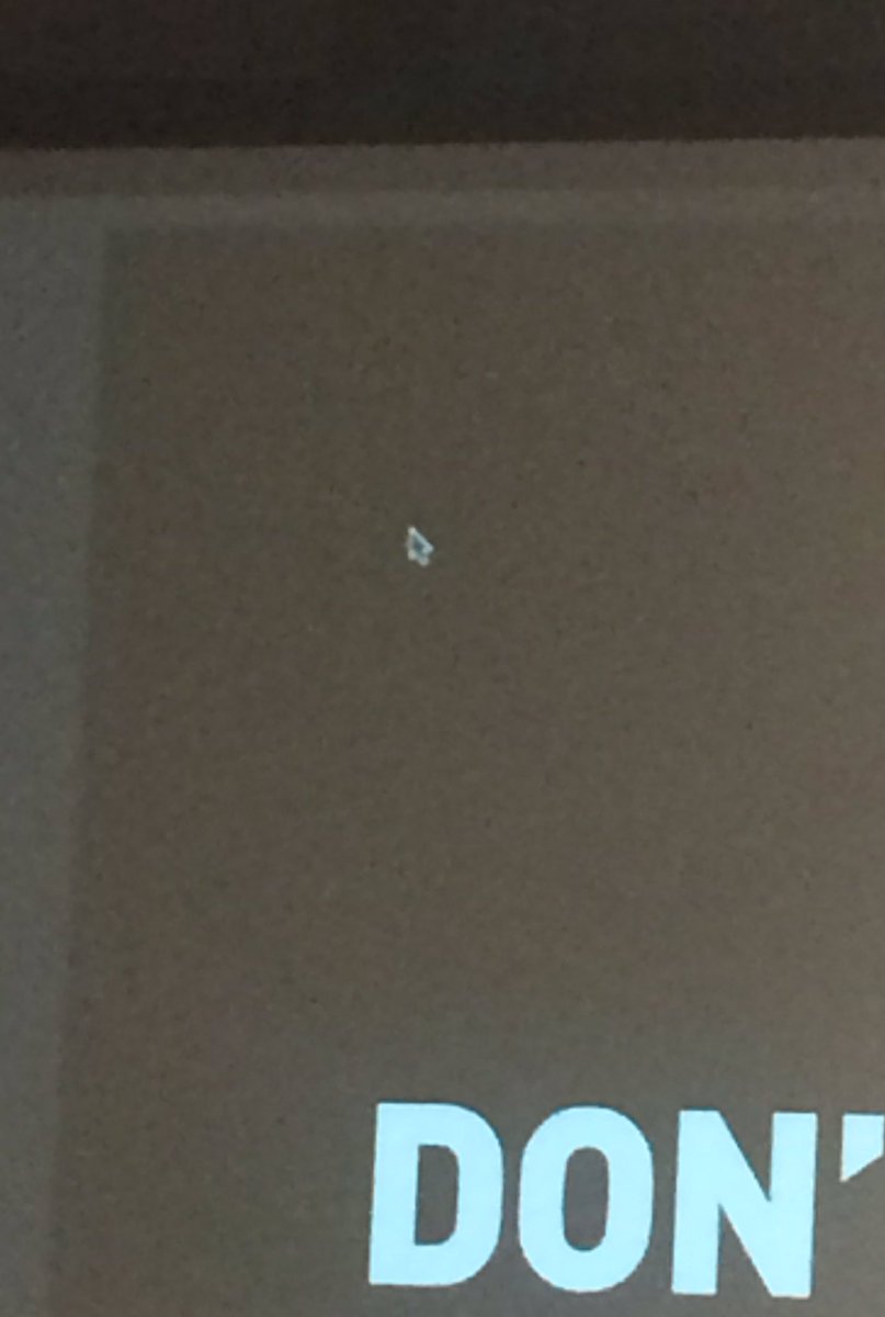 007Doogz's tweet photo. Pretty sure he is the only person I know who uses the windows black mouse option  #thekeytosuccess #talkshoprmit https://t.co/fWufDBRKoz