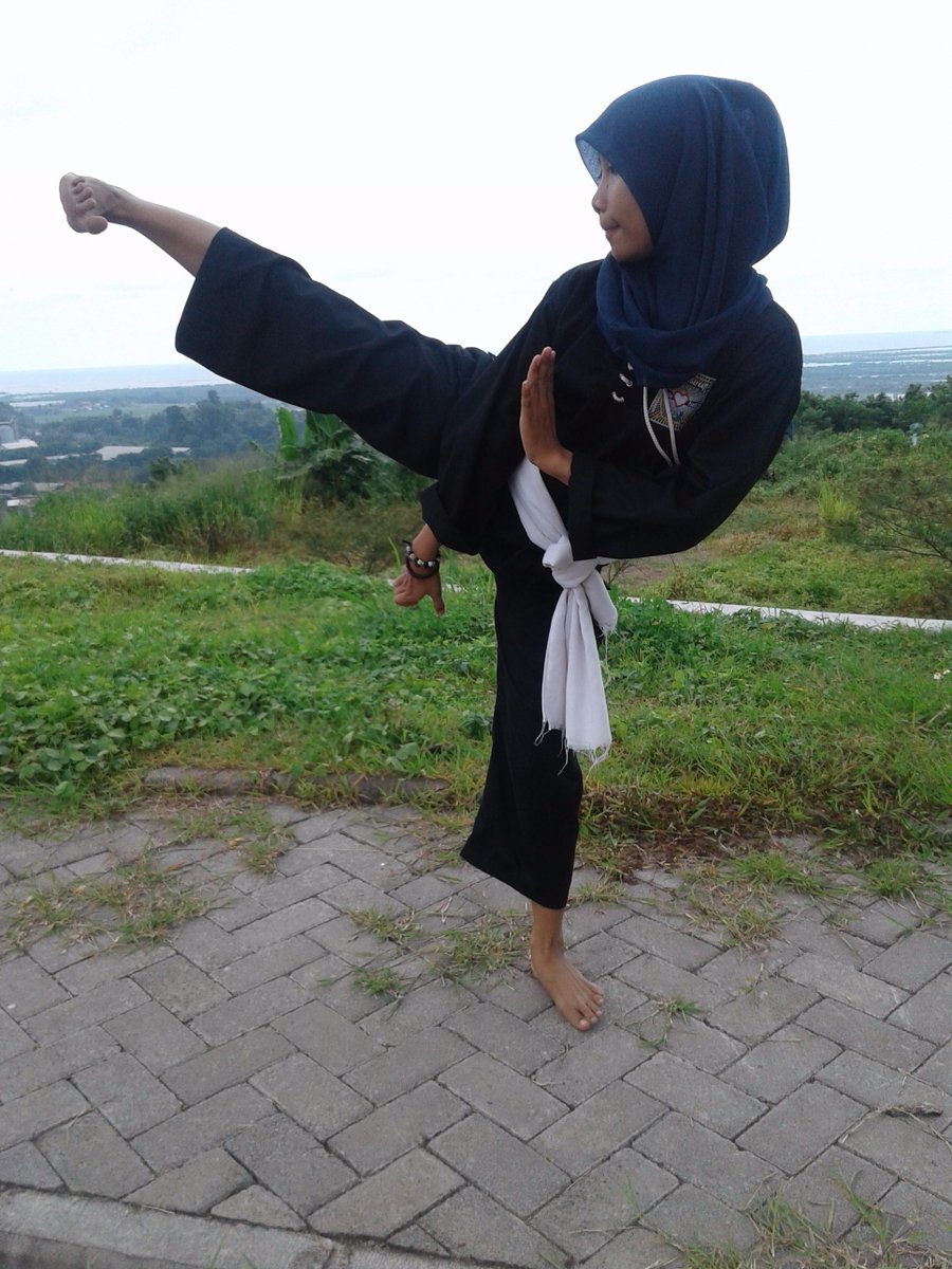 Restuterate22's tweet photo. setia pada hati sendiri :) https://t.co/1odLmxPbKj