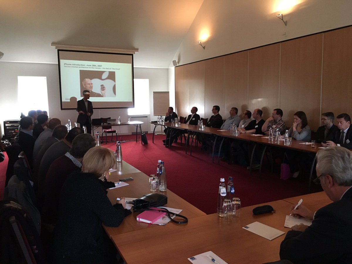MPallage's tweet photo. Séminaire @NSI_ITSS : Solutions cloud pour les PMEs Wallonnes au @CercleWallonie. C'est parti https://t.co/kspoYduKbk
