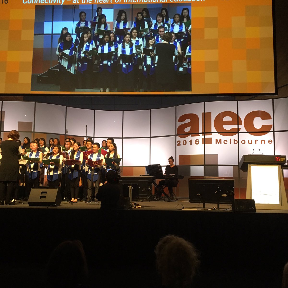 AnnaMcLeod_Melb's tweet photo. Delighted to see the @studymelbourne International student choir perform #aiec2016 what a great project. #Intled https://t.co/AXg5KZihJW