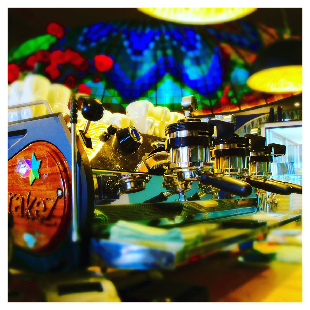 _MarrakeZ's tweet image. GOODMORNING! ☕️ #koffie #coffee #herfst #regen #lekker #binnen #blijven @ MarrakeZ #vakantie #gevoel