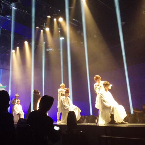 hairmake_earth's tweet photo. #EARTHCONTEST #アースコンテスト #ヘア #イベント #ヘアショー #MOSSfor90's https://t.co/Wtuku1OBtw