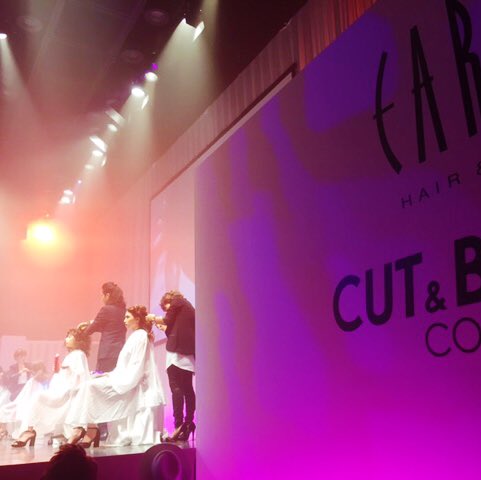 hairmake_earth's tweet photo. #EARTHCONTEST #アースコンテスト #ヘア #イベント #ヘアショー #BARDOTfor60's https://t.co/xuyzBabLc1