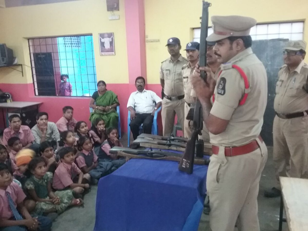 shochaderghat's tweet photo. Organised #OpenHouseProgram @ Petro School,explained about the diff roles & responsibilties of Police N also about the .303 Rifle's. https://t.co/CzRSXQHG0E