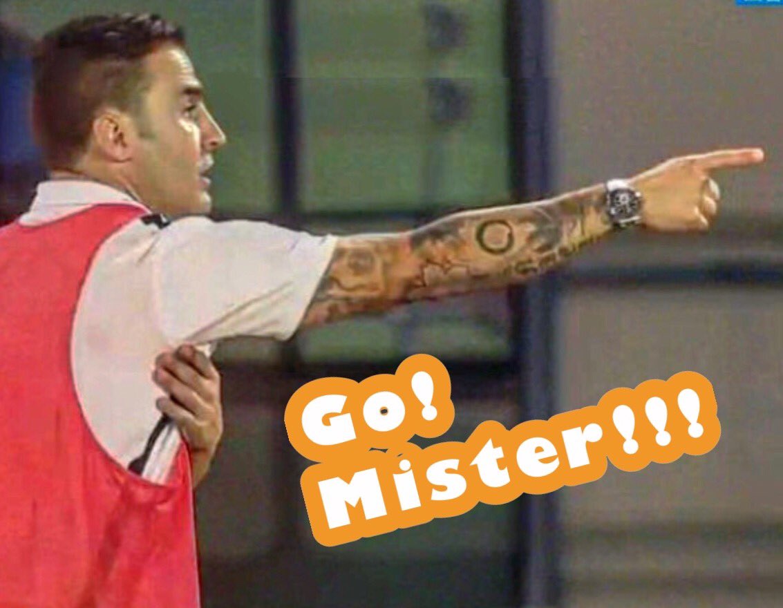 Rieko5913's tweet photo. Vinceremo lo scudetto sabato prossimo! Go! Mister @fabiocannavaro #countodown faccio il tifo per te sempre! https://t.co/1yxMTf97df
