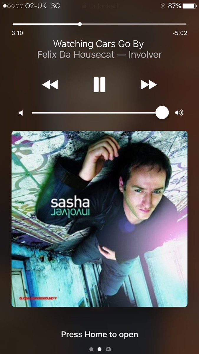 fac383's tweet photo. One good thing about a lengthy commute is I get to listen to classic albums like this from start to finish!

#Sasha #Involver https://t.co/57XZf3pZXt