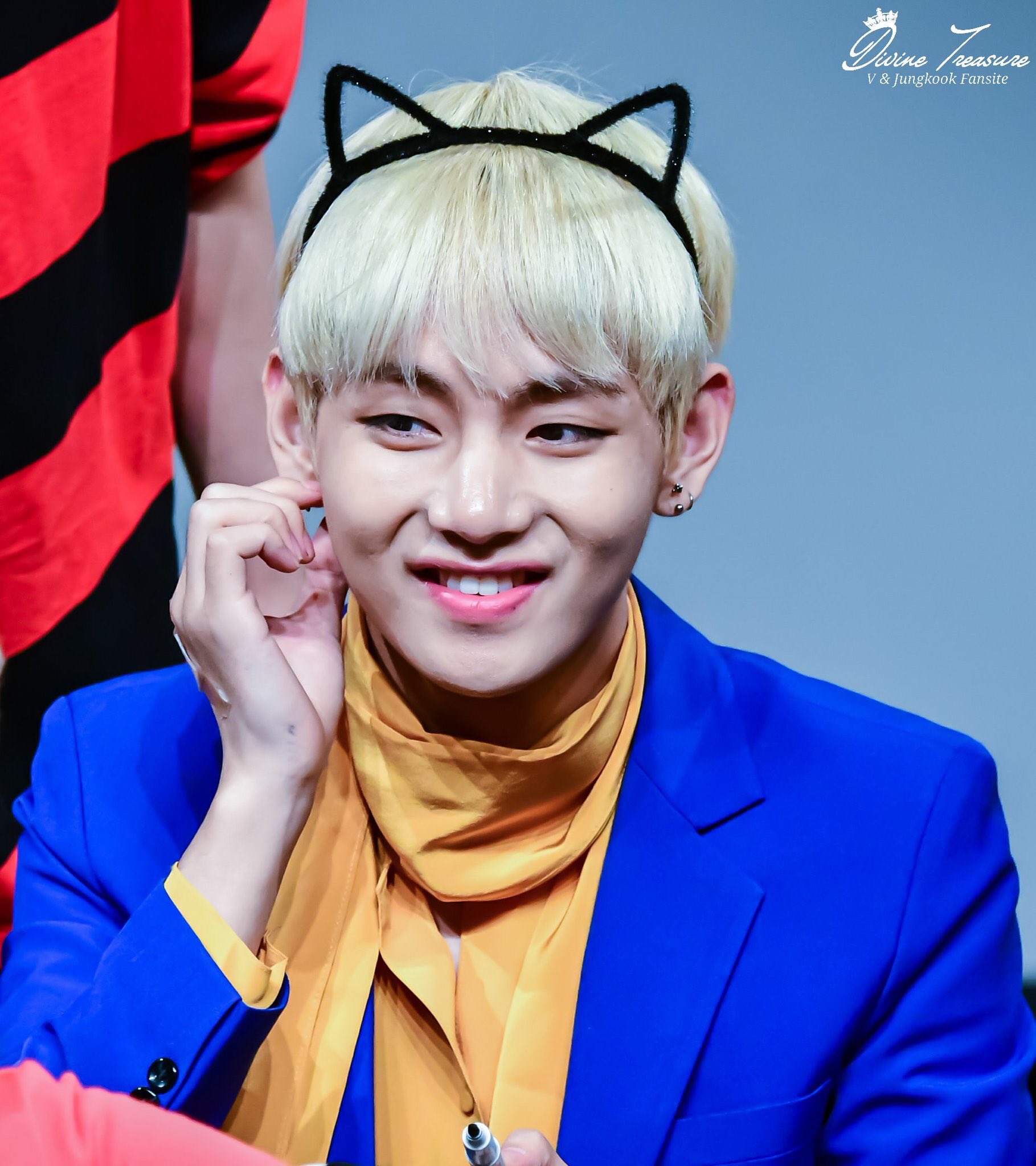 V Philippines💜🇵🇭 on Twitter "161016 [HQ] Mokdong Fansign