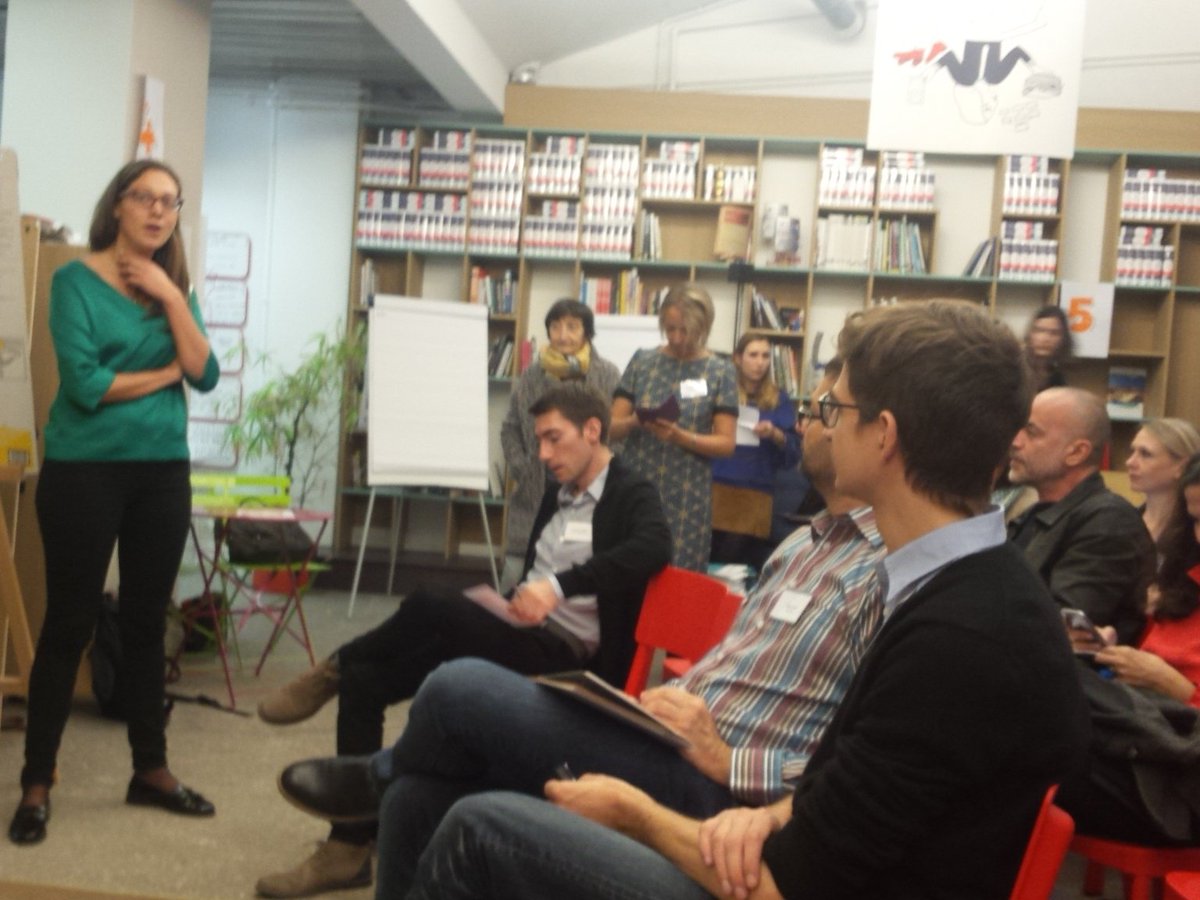 Réunion des acteurs de la ville connectée autour du programme <a href="/urbact/">URBACT</a> pour imaginer le futur de l Est parisien