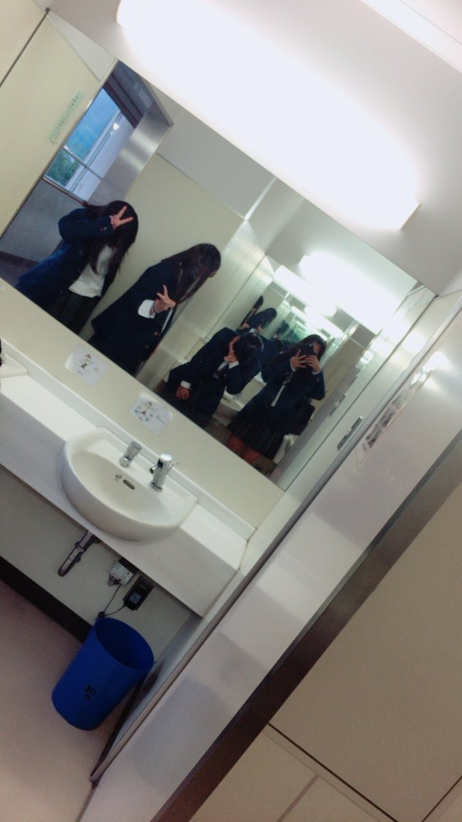 Na_7228's tweet photo. とりあえずおつかれ🖖
協力ありがとう!!この３人以外にもたくさん残って協力してくれた子あざす😘 https://t.co/sOKzGVqknM