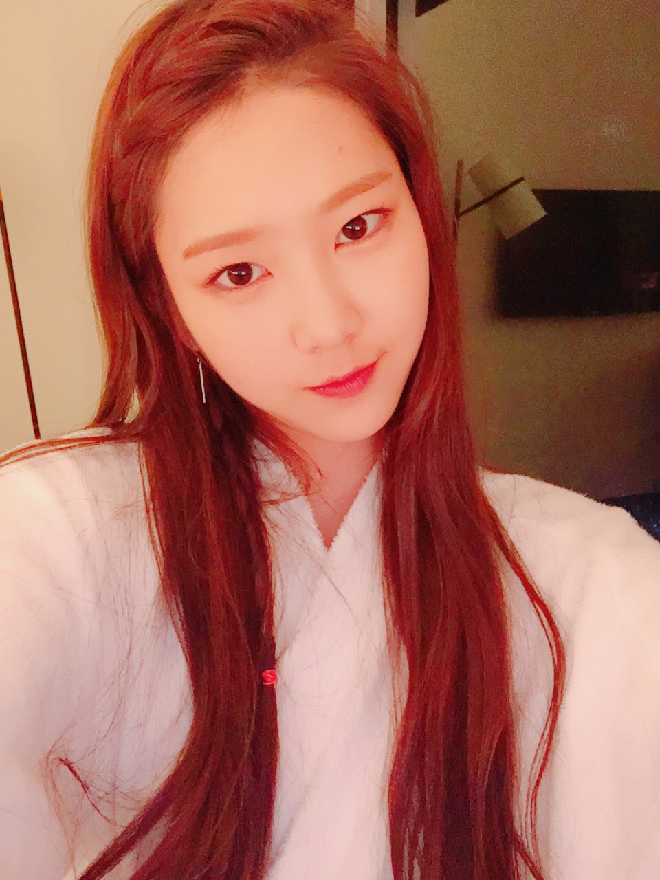 CvCVqWTUsAElTBG.jpg:large