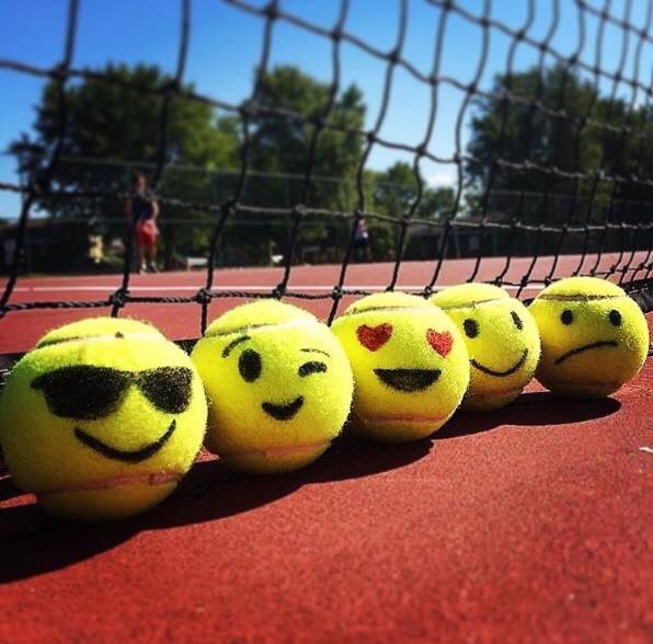 La_FosT's tweet photo. #Tenniscoach #tennisplayer #Tennislife #Ilovemyjob https://t.co/lERn5Qm1vj