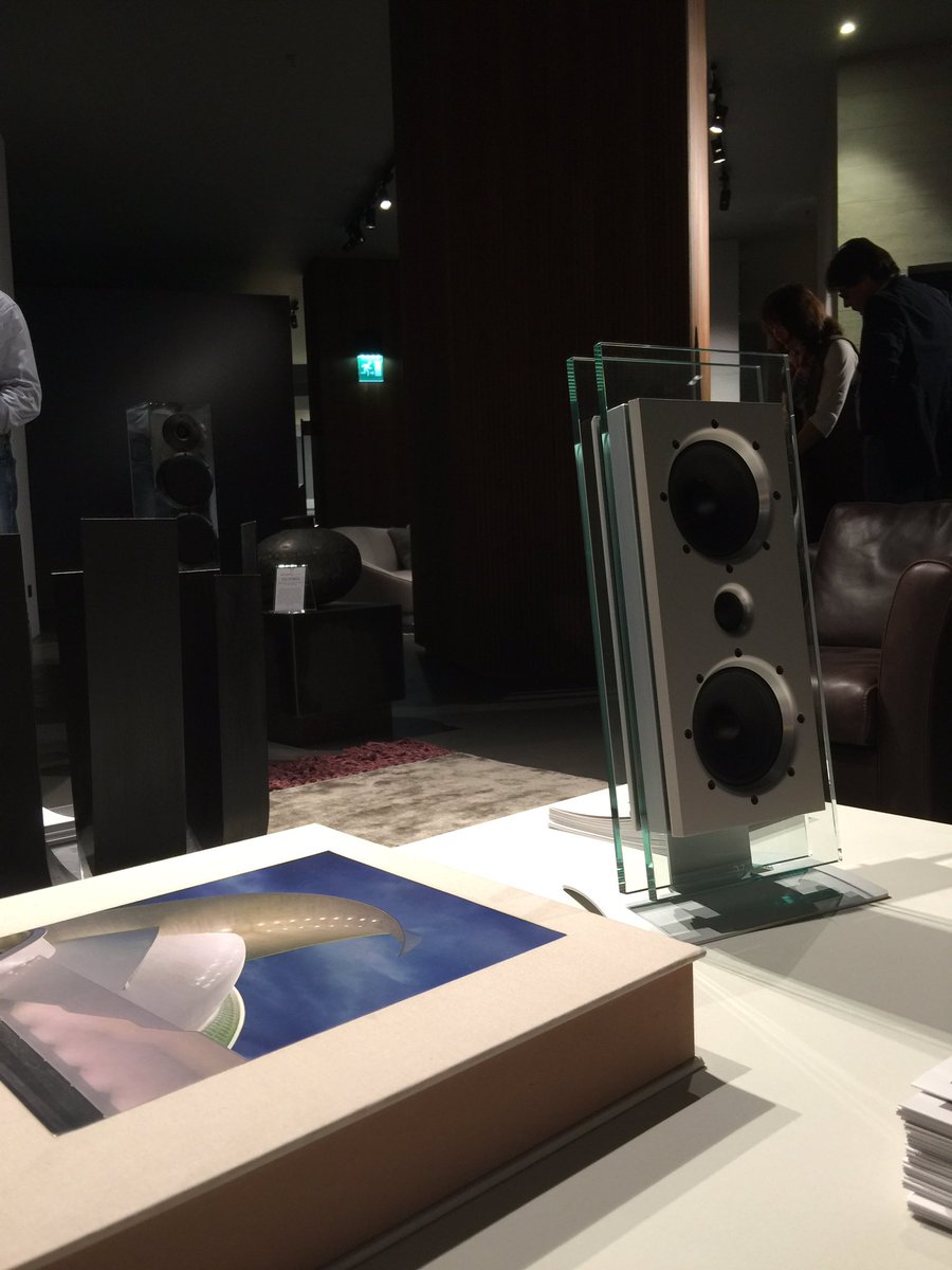 HBATechnology's tweet photo. Custom integration day by Adeogroup @Control4 @waterfallaudio #hbatechnology https://t.co/sWXi1BruWf