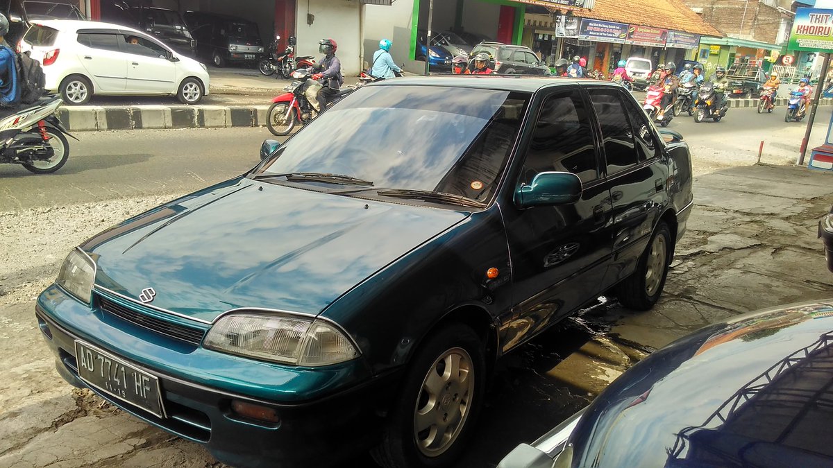 avansiro's tweet photo. Suzuki esteem 1.6 1995 https://t.co/fqTAFkQlcp