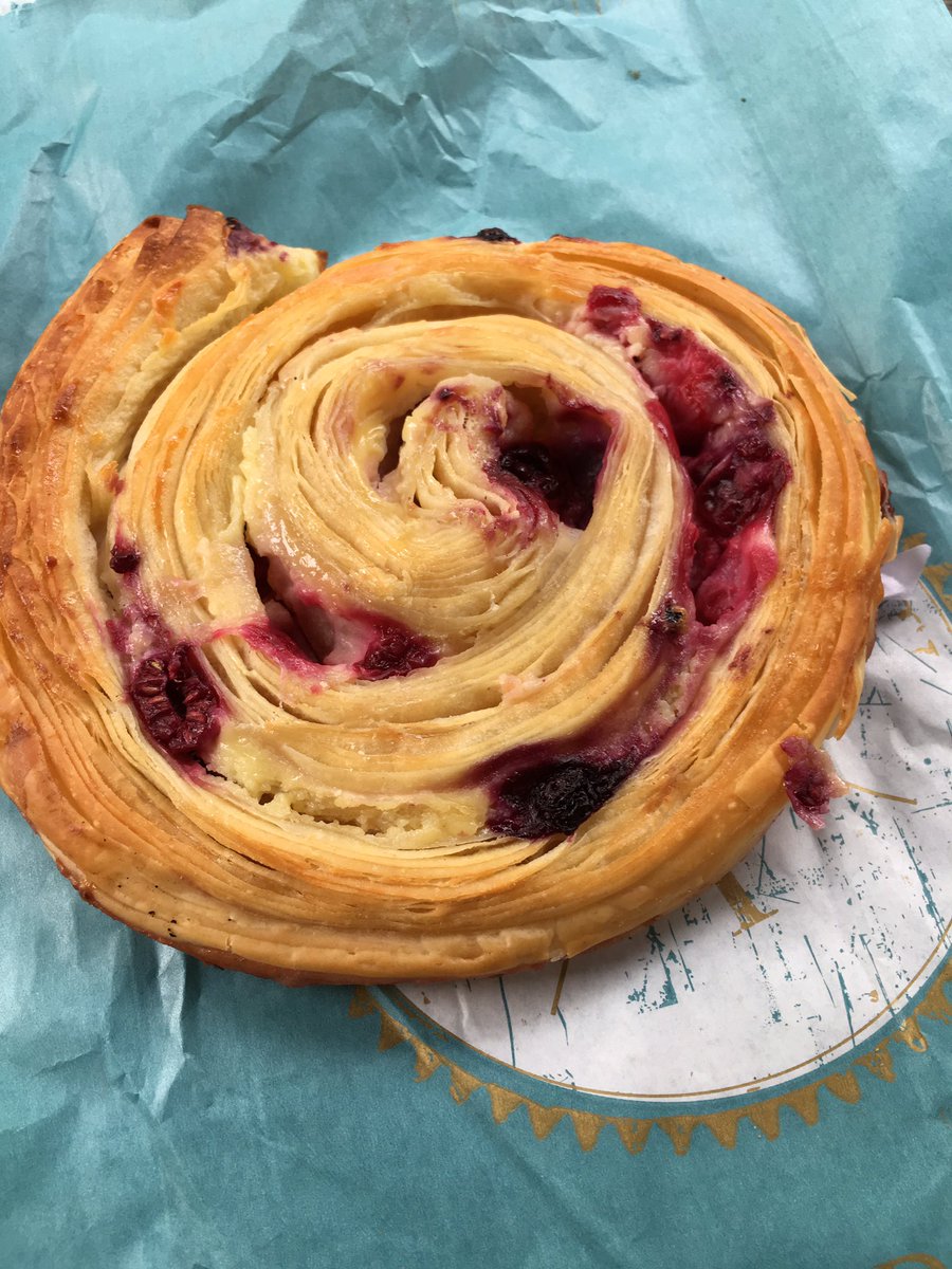 Fiona Symington tweet media