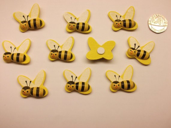 just_jo_jo's tweet photo. Wood Bumble Bees x 10 by CrystalClipsetc https://t.co/LjQw4bTag2 https://t.co/p4OhItzxGI