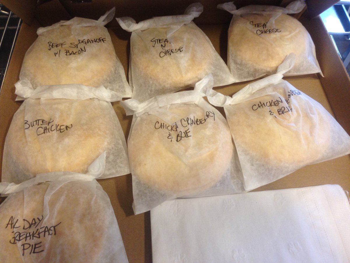 pie_humble's tweet photo. Little peak inside #piebox headed to hungry @CEED_NS lunch &amp; learn participants #SmallBusinessWeek #lunch #CEEDling https://t.co/HCMkivfpMT