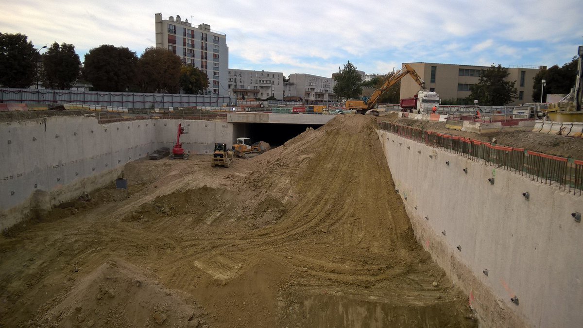 groupe_NGE's tweet photo. #Live : @Amenag_Const_CS chantier Ligne 4 #GrandParis - 60 mois de travaux pour Guintoli, NGE Génie Civil et GTS https://t.co/XTYAJ9Zuh1