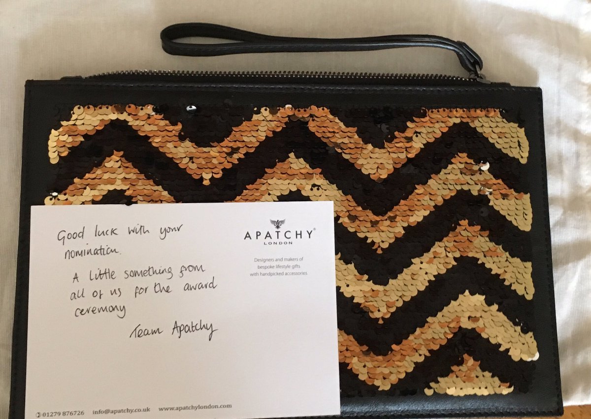 Tamsin_Drew's tweet photo. Thank you so much @apatchylondon for my stunning Clutch Bag 😍 Can't wait for @horseandhound Awards Ball now💃🏼🎉 #newproduct #notyetlaunched https://t.co/iv8waycdUX