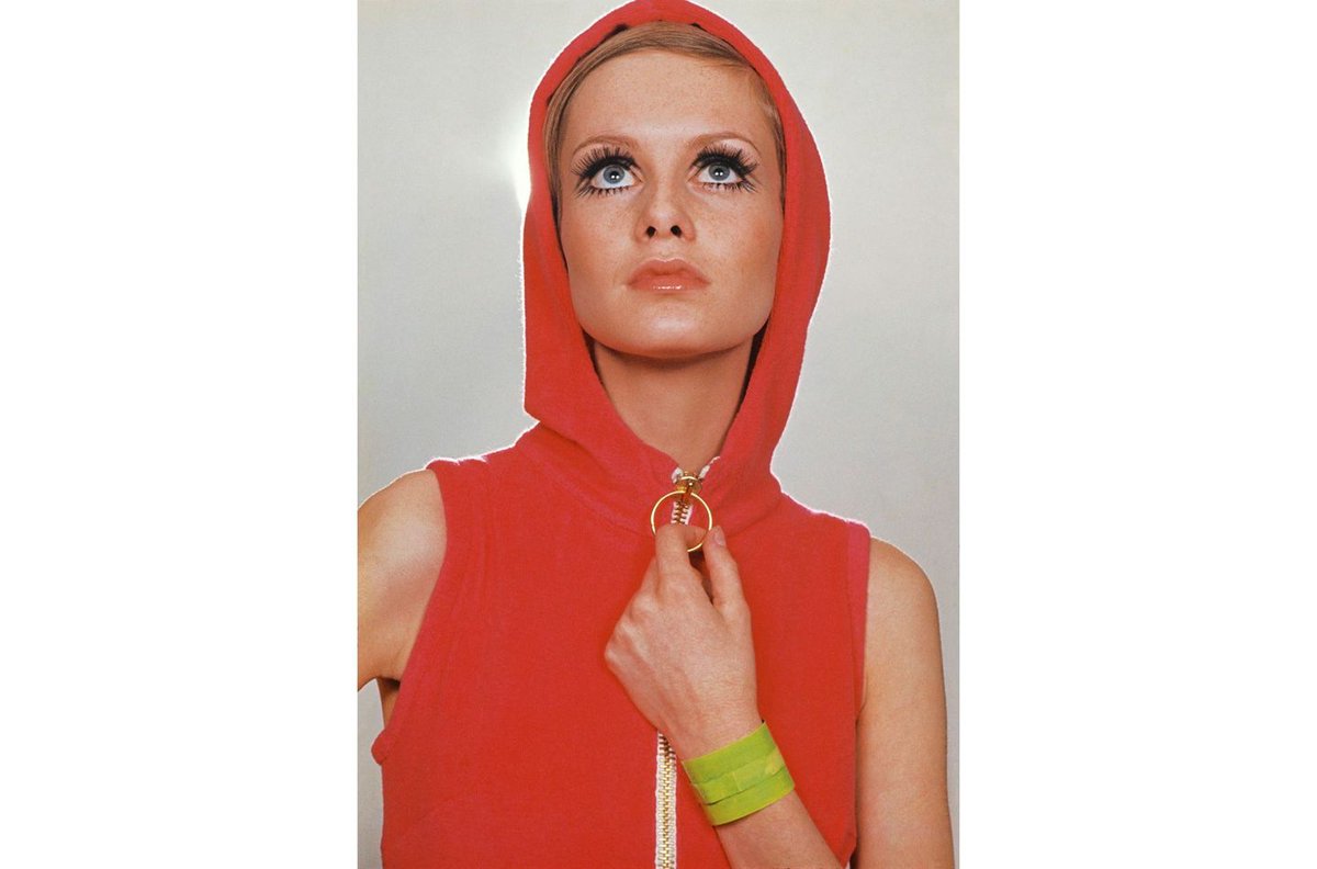 MissVogueUK's tweet image. Looking into the @BritishVogue archive, we discover how the Sixties made such an impact on the future of beauty: vogue.uk/nWEtC3 👀💄💋