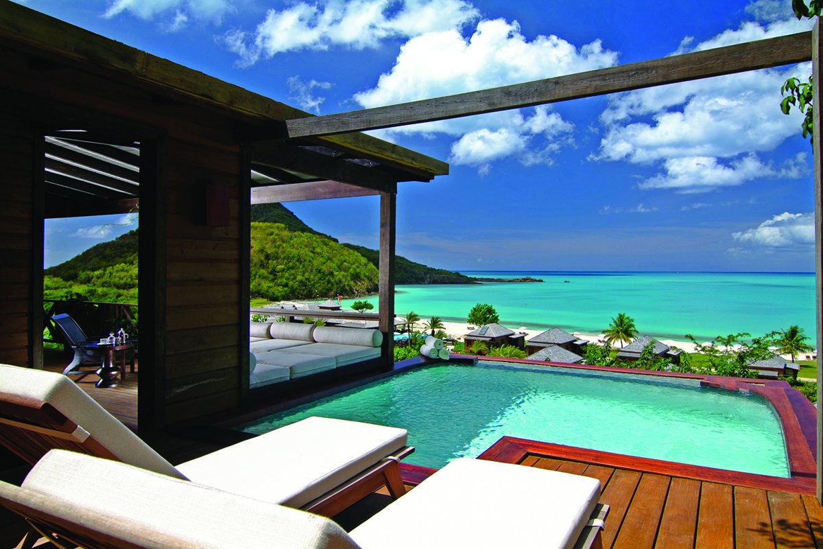 AdvantageHQ's tweet photo. Q7. Last question, three words to describe Antigua? #TravelTalkADV https://t.co/H7ZXEznGnk