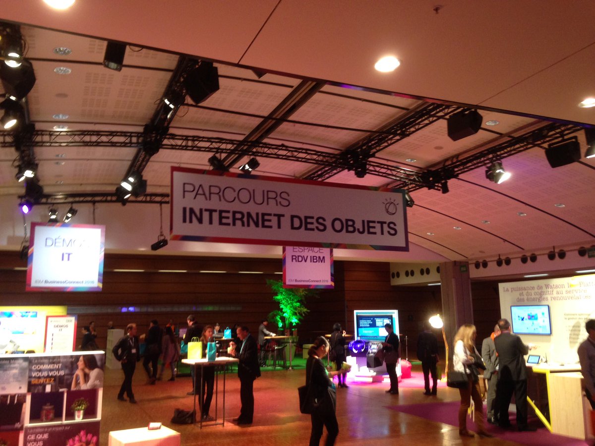 GroupMConnectFR's tweet photo. C'est parti pour les ateliers de l'après-midi #IBMBizco https://t.co/HIvh8YU9ME