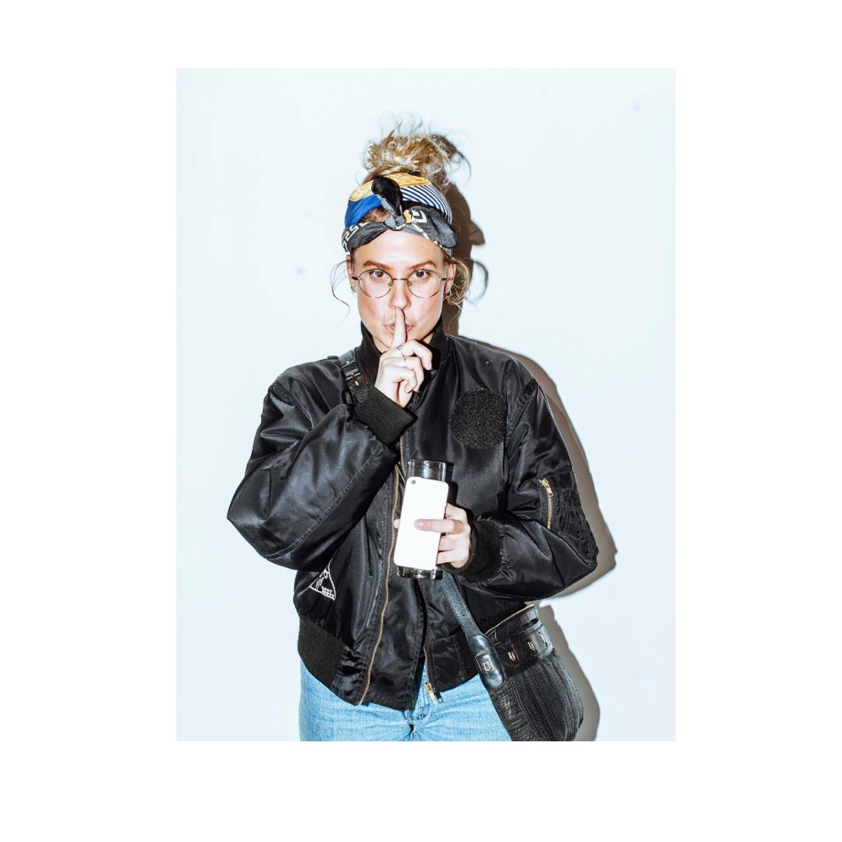 "Silence is golden, vibes are eternal" #smets_rdn x #ouni #newstore #smets #brussel 
📸 by d.lavrovski