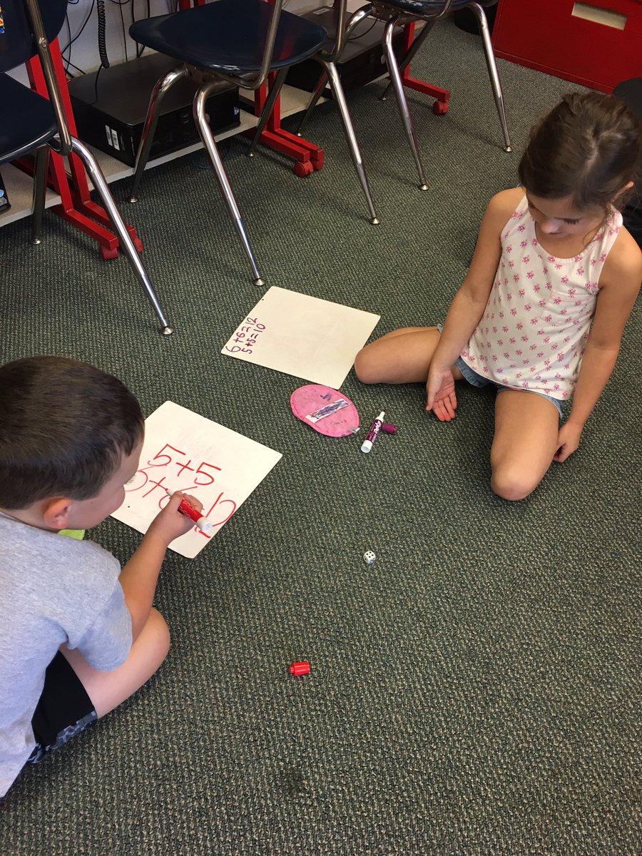 frenzyfirsties's tweet photo. Using a die to make doubles facts #buildingmathfluency @oakgrovefalcons https://t.co/cpLWvJglCX