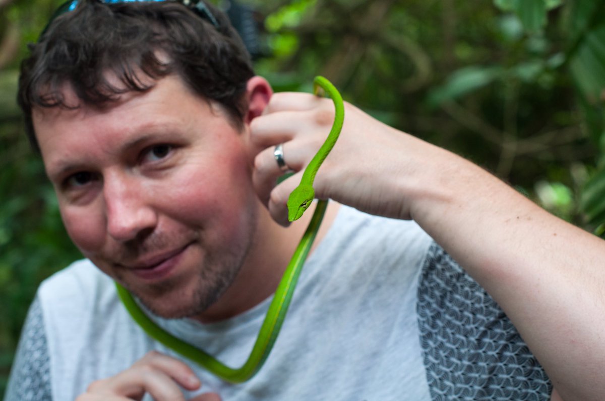 Kevin_Babey's tweet photo. More snakes! however this time the Grass snake is little more friendly.... #ProjectBorneo @FujinonOptics @PAG_UK @Blackmagic_News https://t.co/mQPw6toejd