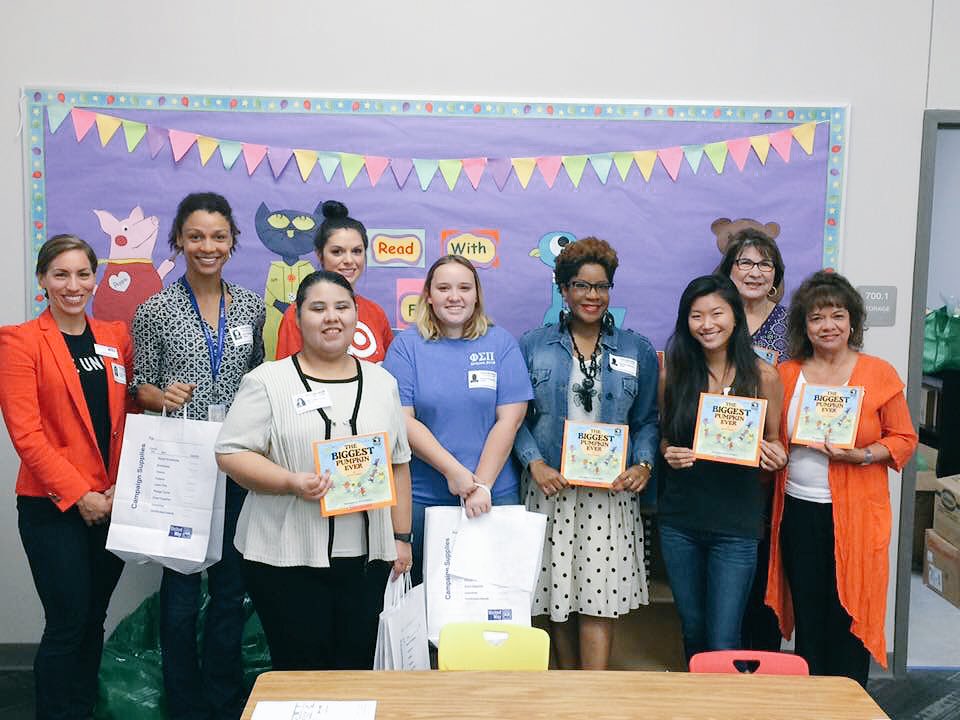 Got to volunteer by reading to the pre-kindergarten students in hays county! @TgtATXVolunteer #unitedway <a href="/DerinBriggs/">Derin</a> @linmwheel <a href="/CMCD2438/">Collin M</a>
