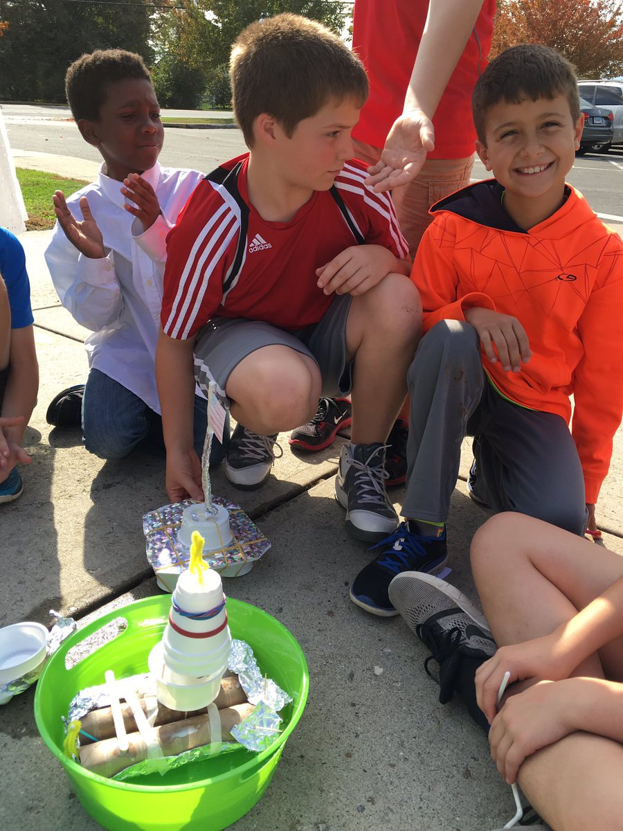 ClassofCrowley5's tweet photo. Designing boats that float and support weight (&amp; some that don't)#ellingcen #makerspace https://t.co/PgfFBgYCb7
