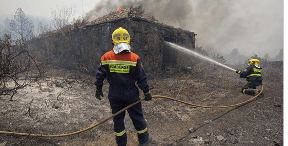 Recuerden:Solo prof. gestión directa y público. Podemos pide la profesionalización del servicio de <a href="/BomberosLaPalma/">Bomberos La Palma</a> 
diariodeavisos.elespanol.com/2016/10/podemo…