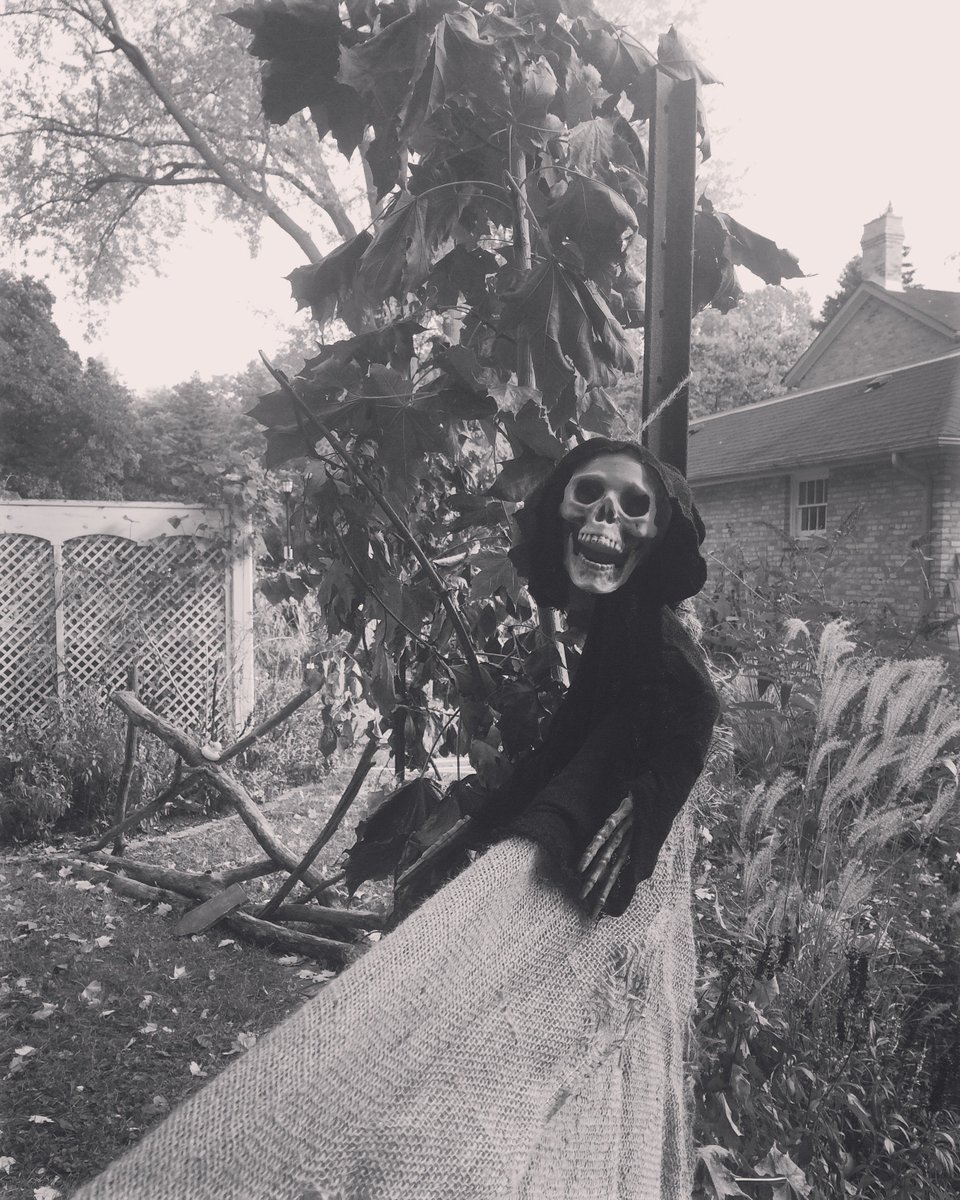 GLodgeLdn's tweet photo. The #doyoudare2016 Haunted Mansion starts THIS SATURDAY! $10/event running Oct 23-24, 27-30 - scare you then! 🎃👻 https://t.co/bDCDnnsFCj https://t.co/0KK8WooNEz