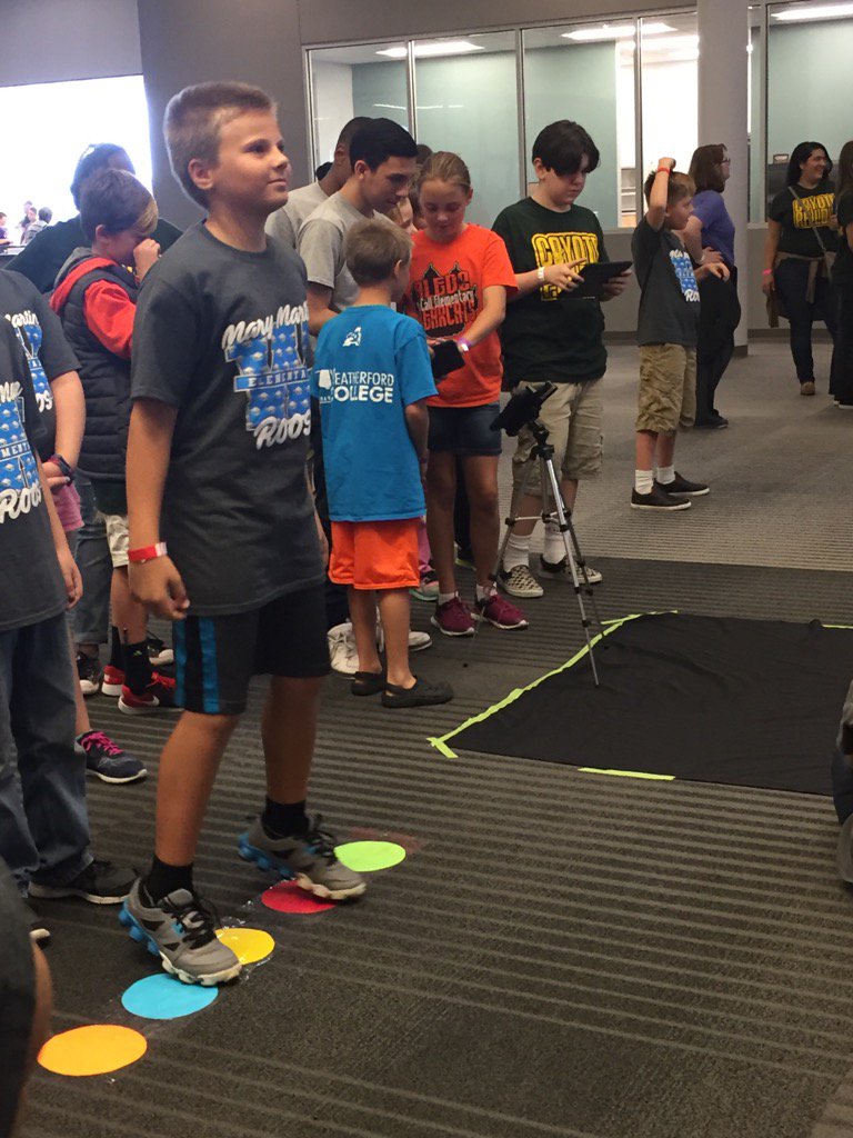 ksnyder0510's tweet photo. HeartRateGuitarHero #whymme #wisd https://t.co/qE8zGSwJD6