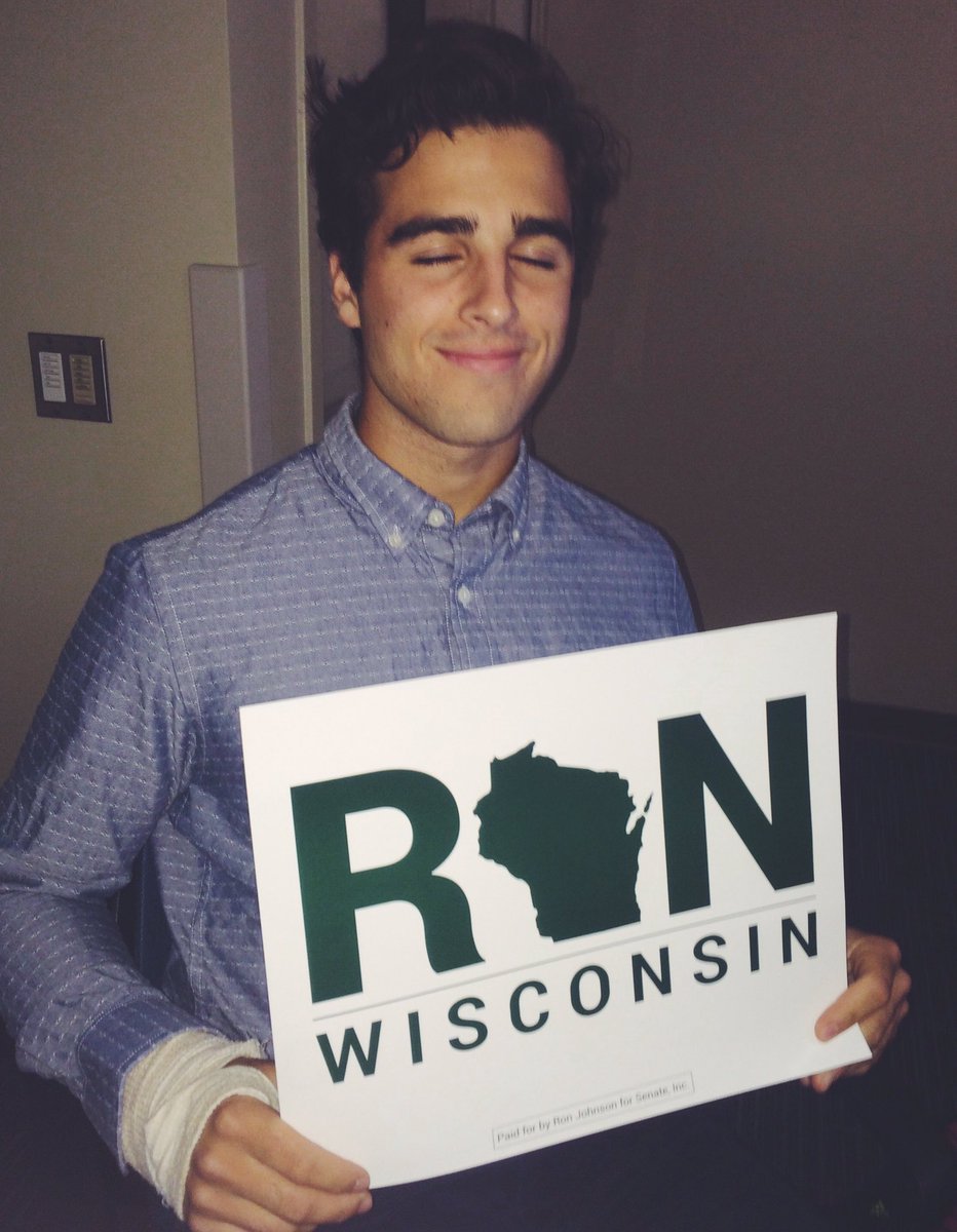 CUWCRS's tweet photo. Be cool like Nick and vote @SenRonJohnson on November 8! #Students4Ron #cuwCRs #CollegeRepublicans https://t.co/bkXXNfzuPU