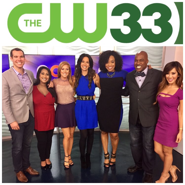 styledbylaurie's tweet image. The perfect morning! Guest host w this bunch of crazy cool &amp;amp; talented TV anchors! Oh yeah-&amp;amp; I brought lots of 💎bling💎 from @TheDiamondDoctr