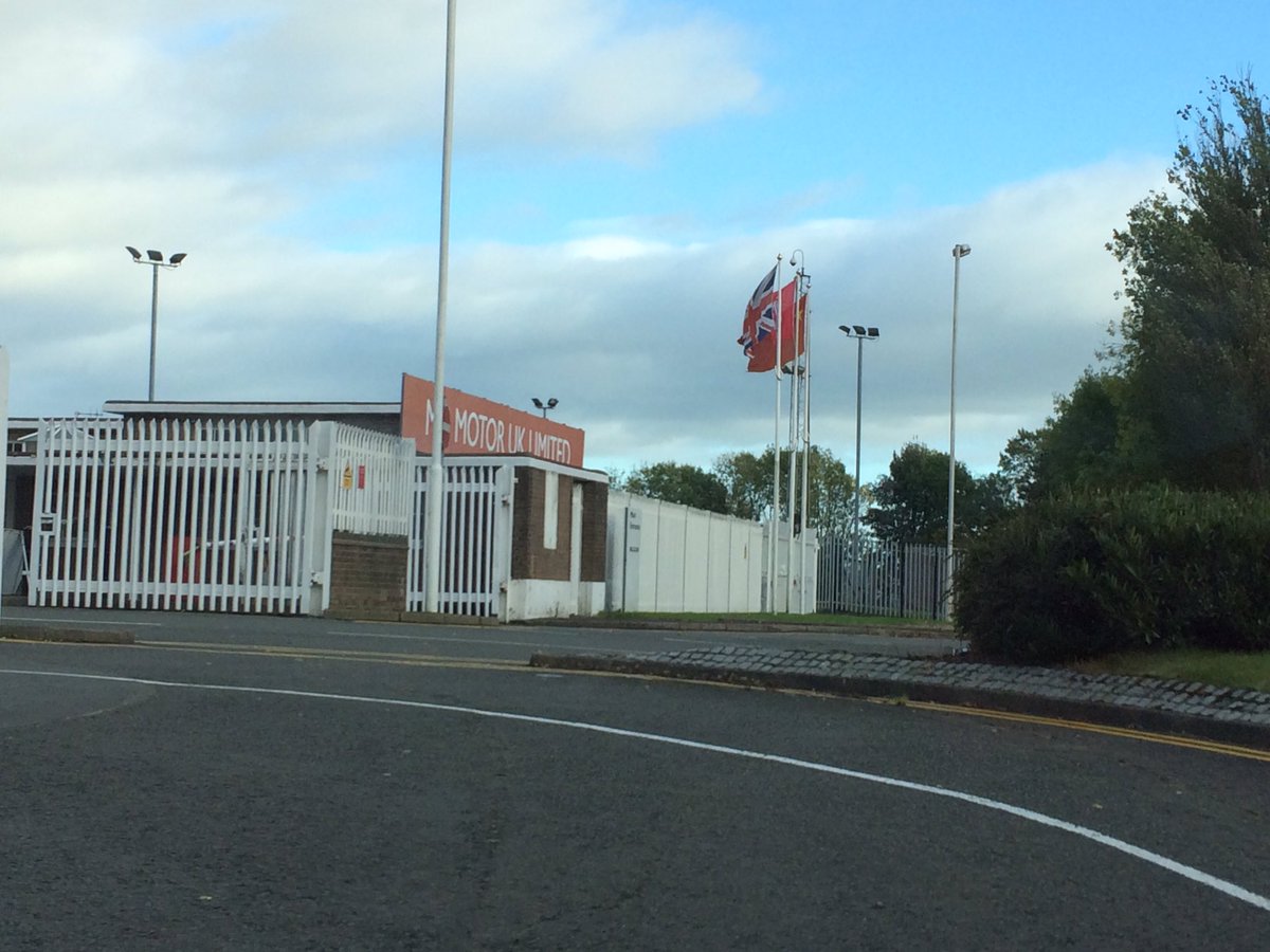 NorthLeicsMGOC's tweet image. Funny, don&apos;t miss radio or have need for reversing camera in #MGMIDGET yet grateful when fixed in #MG6 by @MGSalesCentre #ModernCarProblems