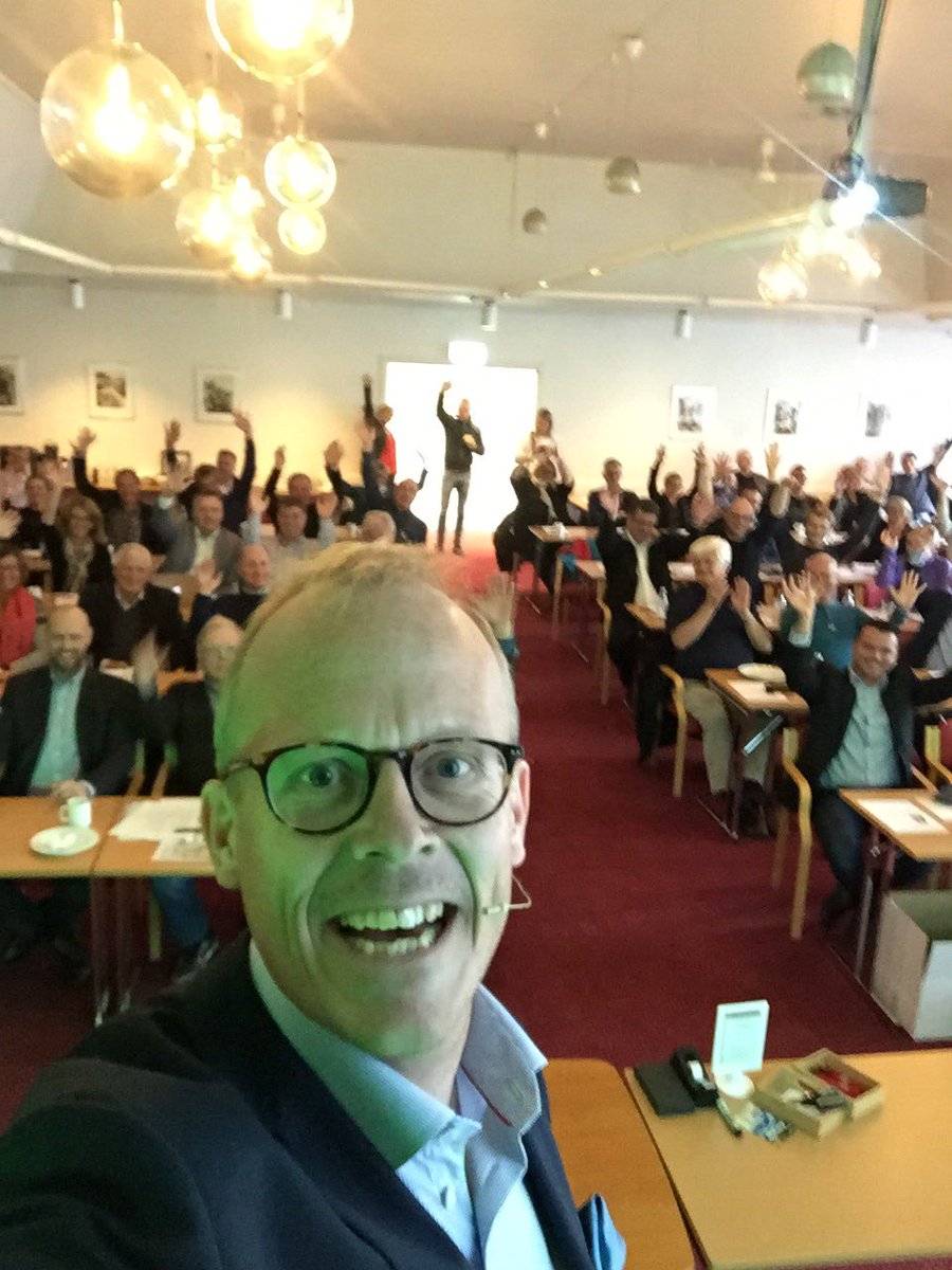Herlig å lede #gudbrandsdalskonferansen for #timbr. Livlig gjeng. Kanskje inspirert av <a href="/NFdep/">Nærings&fiskeridep</a> næringsministeren.