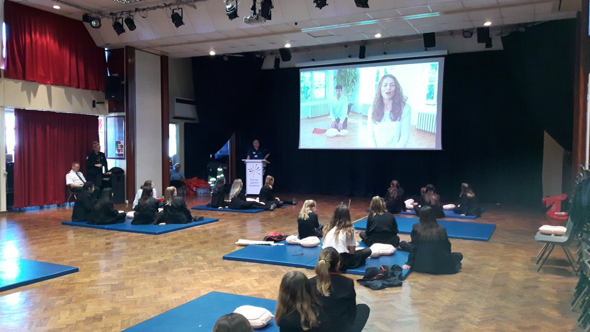 tracyreek's tweet photo. Great morning @George_Spencer teaching #CPR #restartaheartday lovely engaged students @NUHresus @EMASengagement https://t.co/lN1h8m7liL