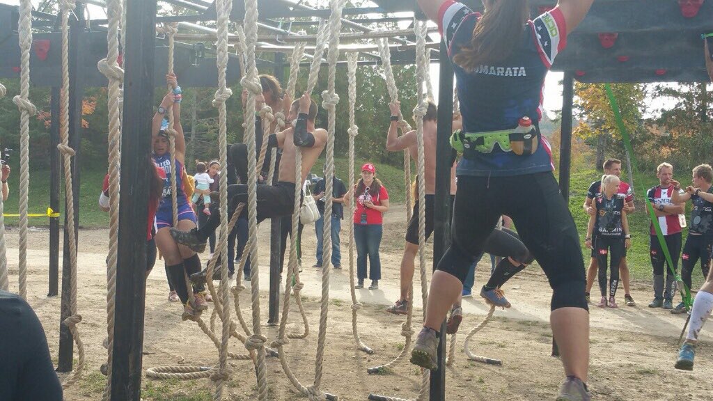AustinDalton05's tweet photo. Me battling for 2nd 7 miles in #ocr #ocrwc2016 https://t.co/OsK6sD38RO