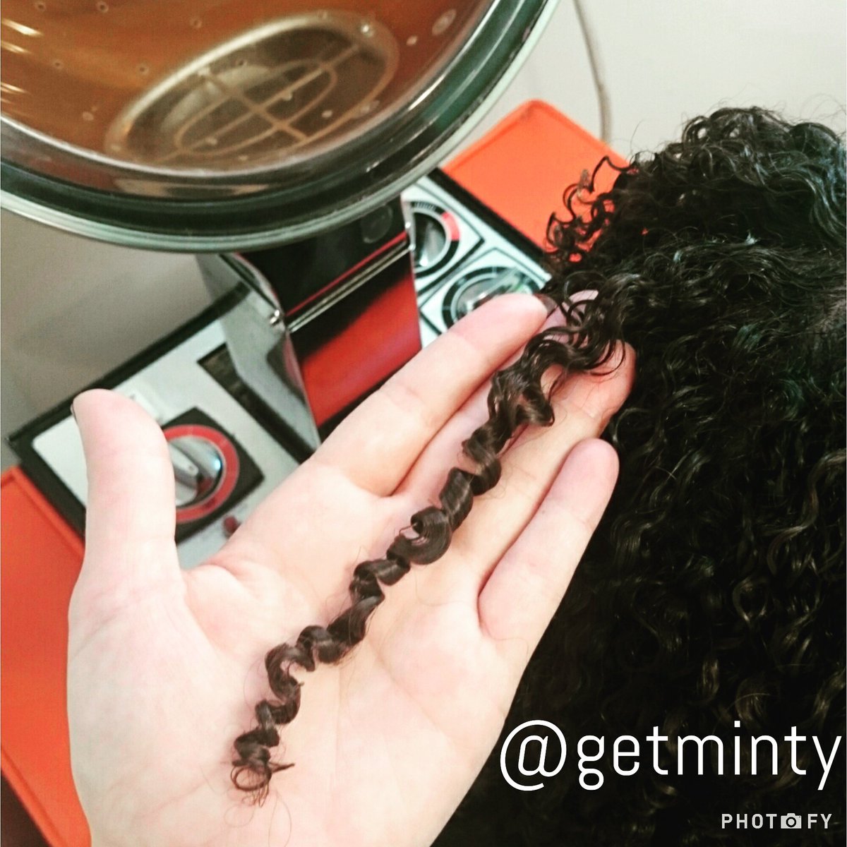 GetMinty's tweet photo. You can have this at #mintsalon #getmintyroc #naturallycurly #devacurl #curlyhair #curlyhairsalon #cosmoprofbeauty #hairbrained_official https://t.co/FsIV2ZkfQR