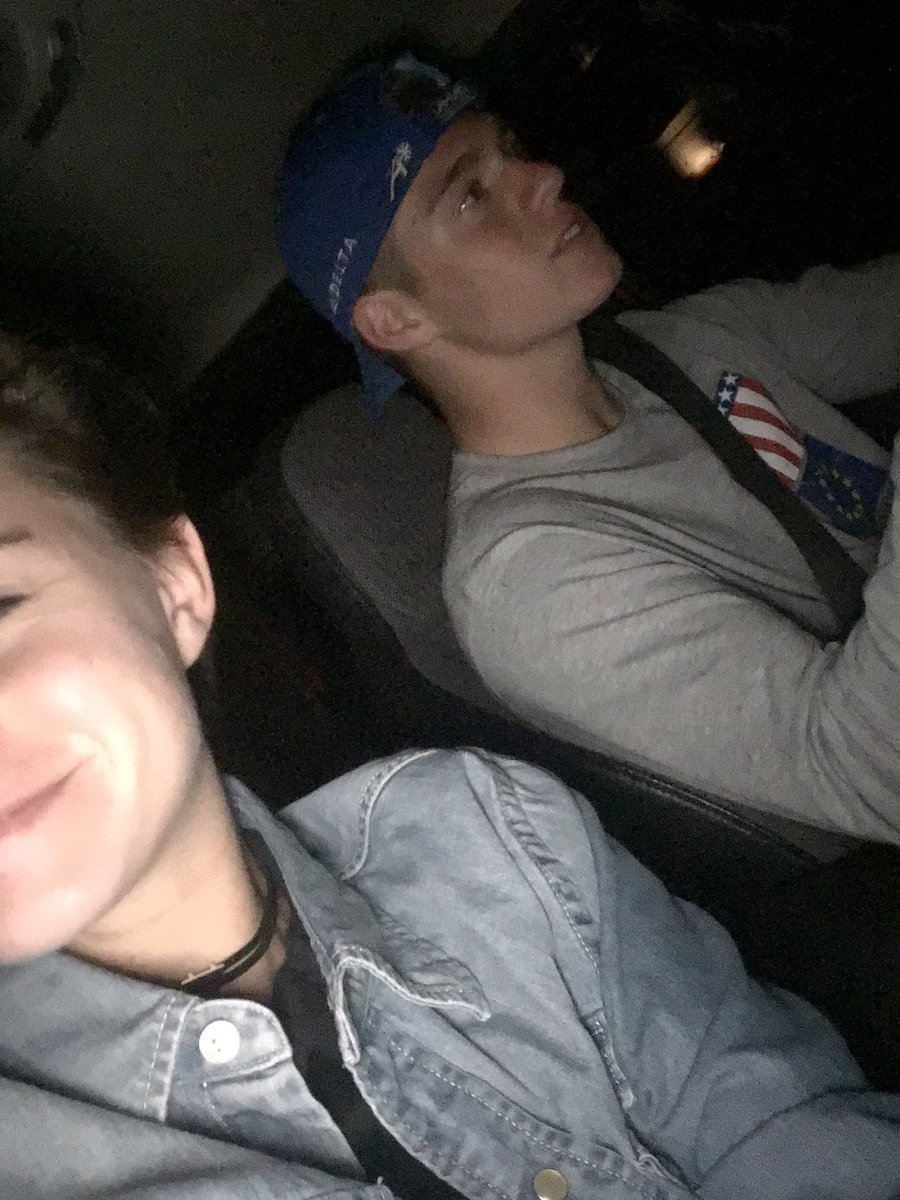 Happy birthday to the best sis, there just isn't enough characters on twitter to describe how much u mean to me! love ya 😉😘 <a href="/graciephilly19/">G</a>