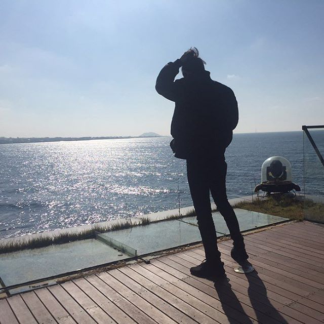 dawn_120408's tweet photo. 그냥 좀만 더 보정해써여
보정본 / 원본 https://t.co/ATtUJhjDcv