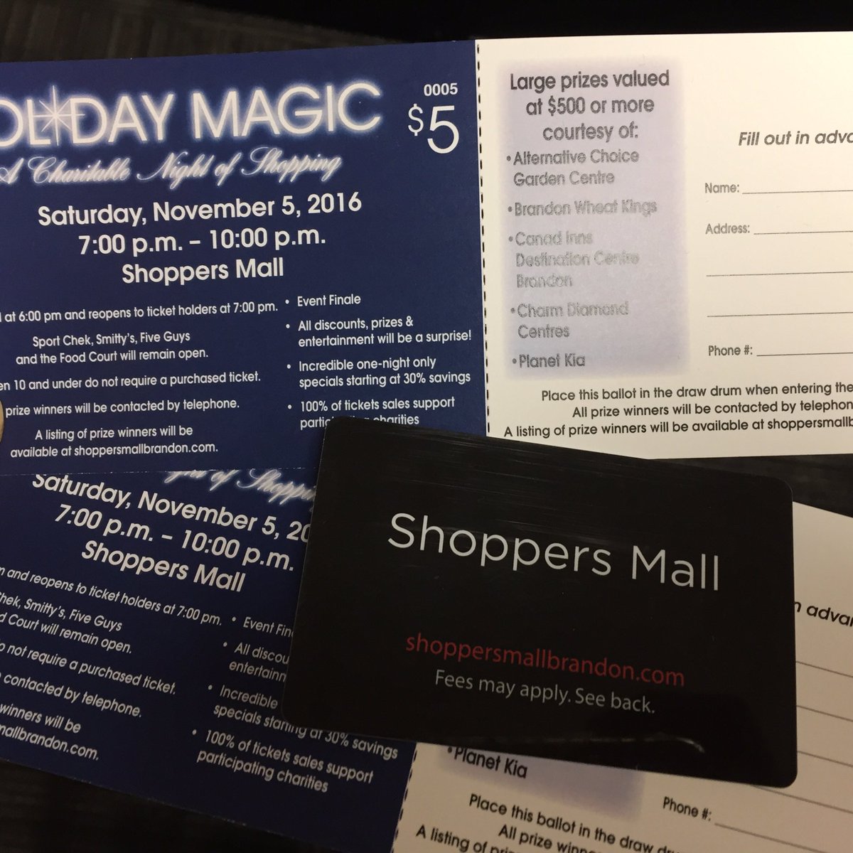 ShoppersMall1's tweet photo. It's #TicketTuesday! Re-tweet to win 2 Holiday Magic tickets &amp; $50 Gift Card. Winner randomly selected 8:30am Oct 20. #bdnmb https://t.co/TSVqTP3YY2