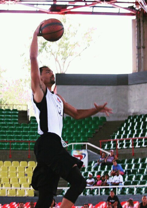 melvinz33's tweet photo. Rendirse no es una opciop👊#WorkingHard https://t.co/EufdyKOtYa