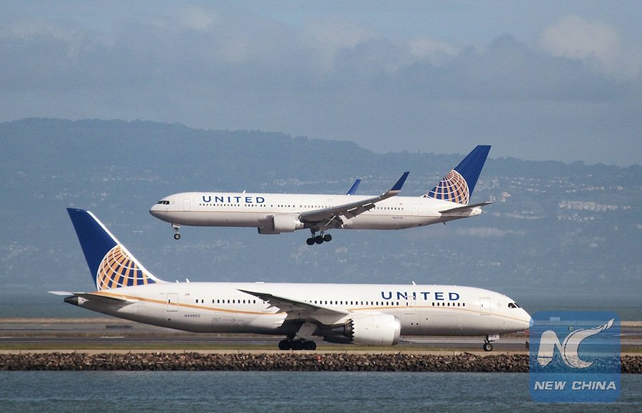 XHNews's tweet image. IATA warns lack of airport capacity in global civil aviation xhne.ws/6f42d