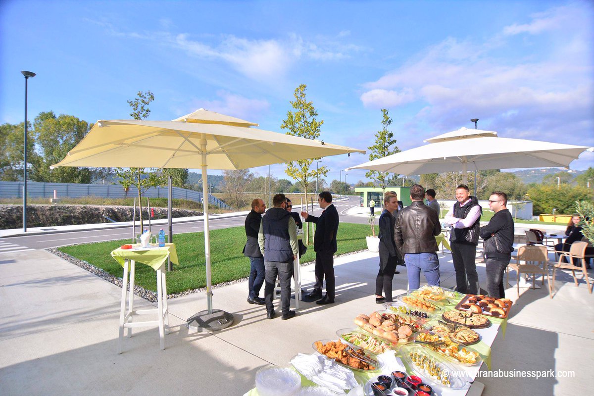 TrBusinessPark's tweet photo. @TrBusinessPark mornings are great when we share "out of the box" ideas and work together as a business community in our #CoMorning #events. https://t.co/urHHXY9YCG