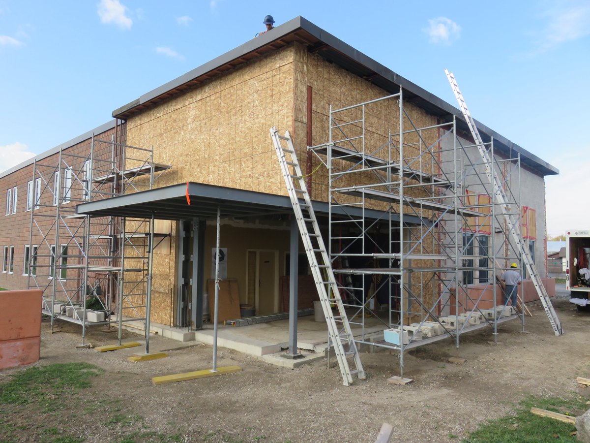 ddautomation's tweet photo. Renos are progressing nicely #renos #newfacade #bigwindows https://t.co/TQsfong4ZD